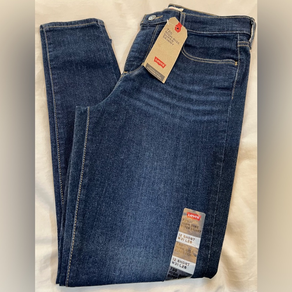 Levi's Women's Dark Blue Jeggings